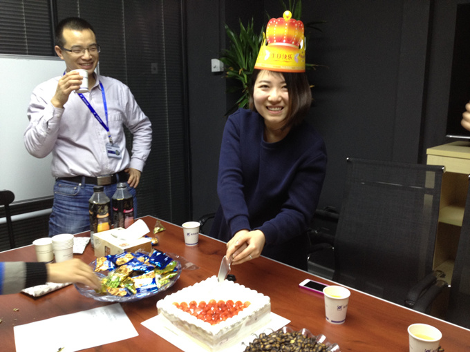 2014年1月科迅機(jī)械國際團(tuán)隊員工生日會合影